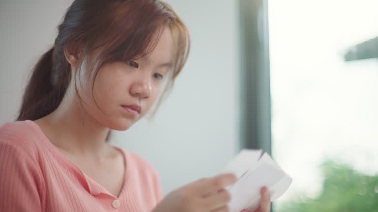 Can Payday Loans Online Improve Your Credit Score?